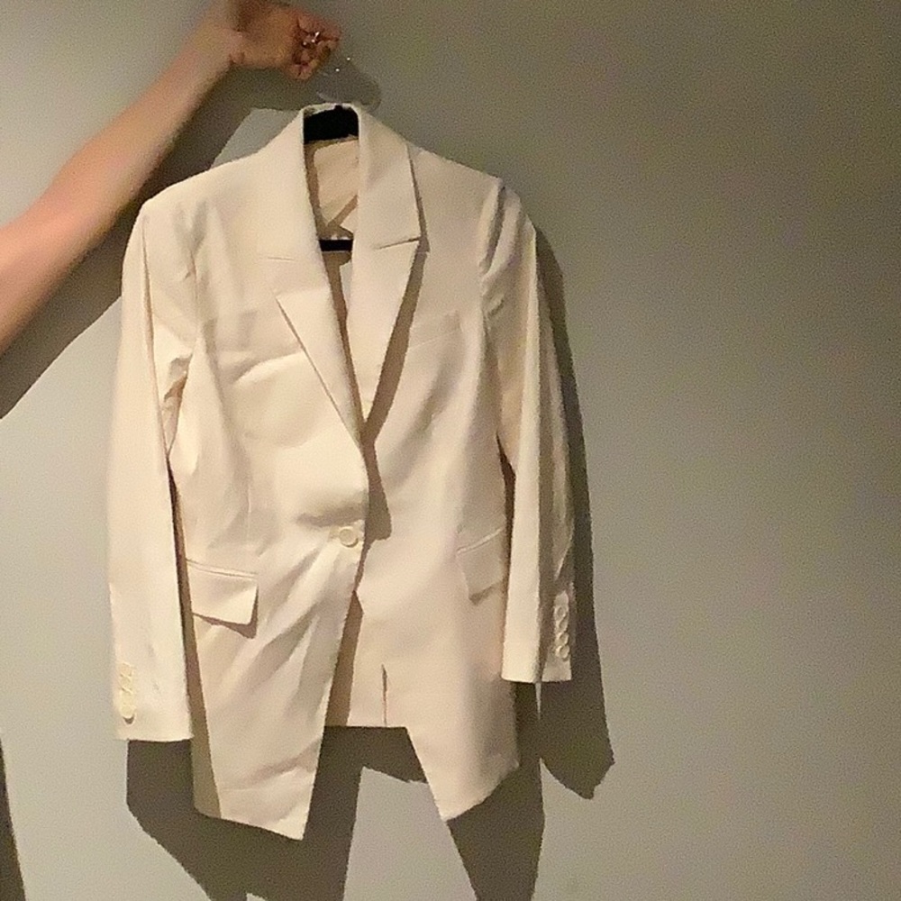 Theory cream linen blazer